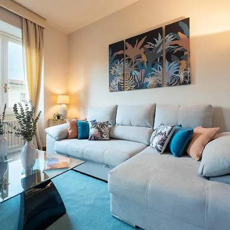 Via Panzani 16, 4th Floor - Patrizia - Bright 300m From Duomo And Train Station Daire Floransa