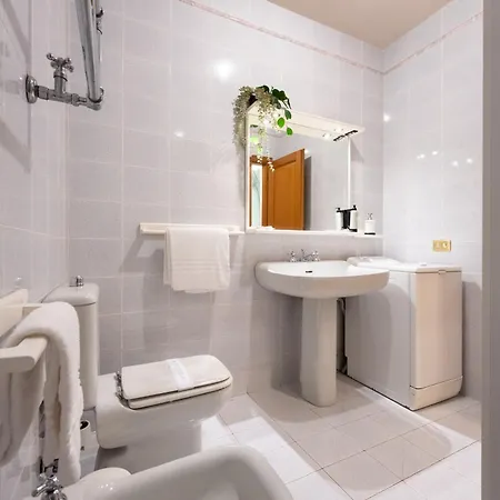 Via Panzani 16, 4th Floor - Patrizia - Bright 300m From Duomo And Train Station